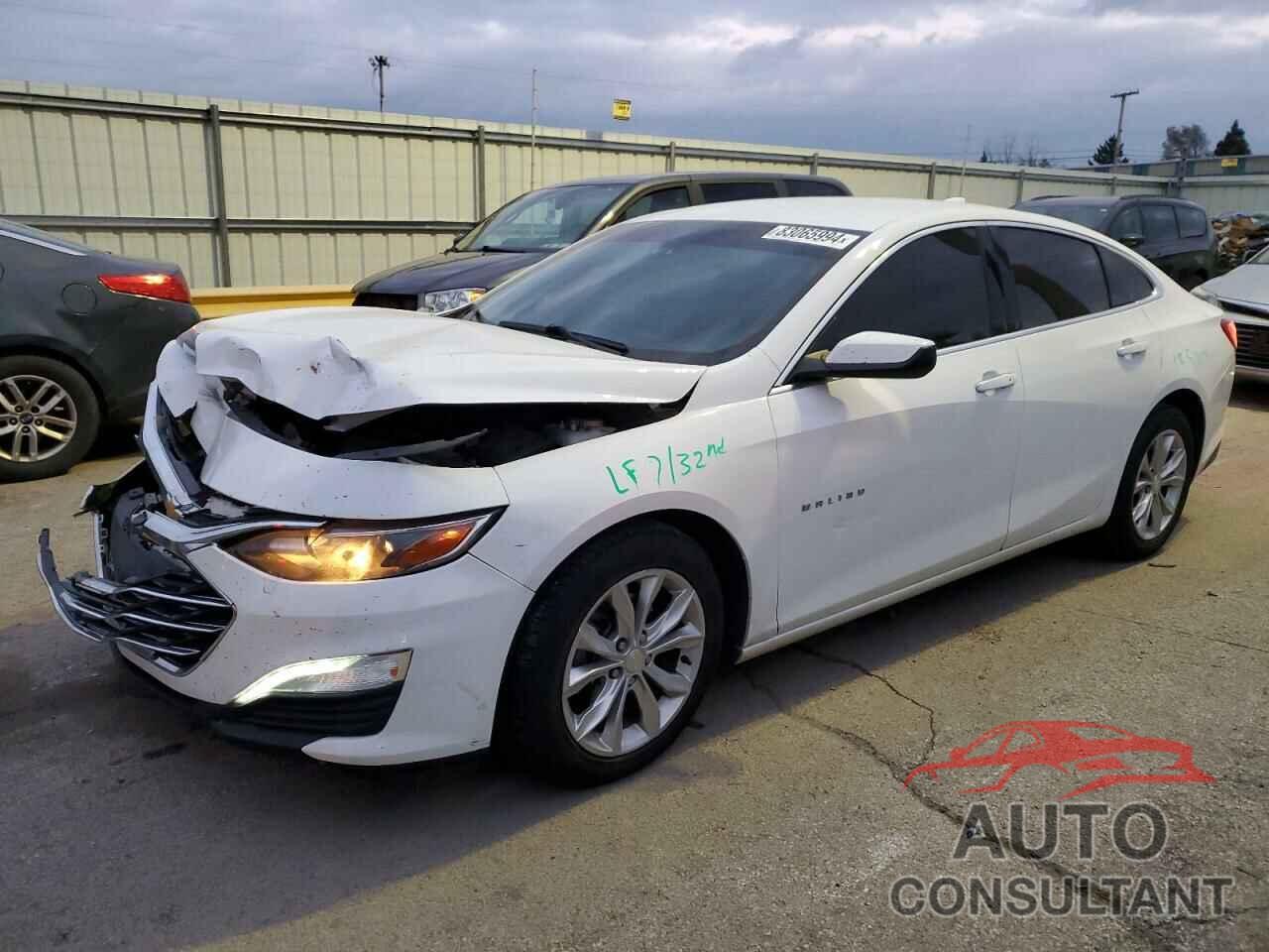 CHEVROLET MALIBU 2019 - 1G1ZD5ST8KF142007