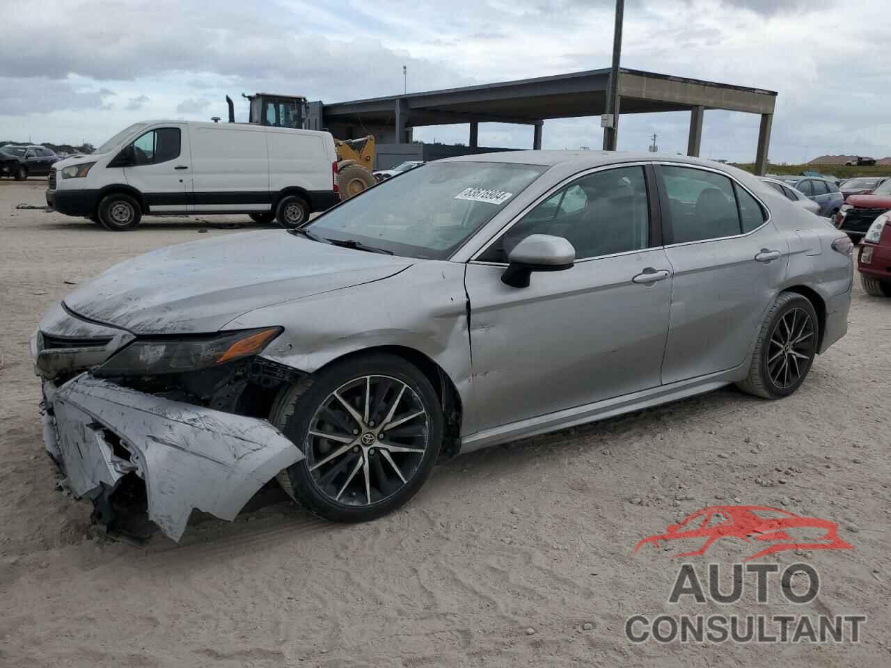 TOYOTA CAMRY 2021 - 4T1G11AK4MU593678