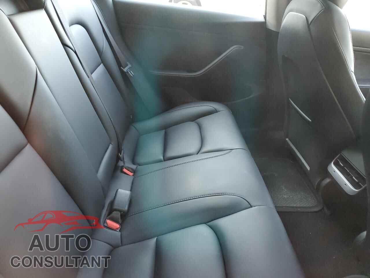 TESLA MODEL 3 2020 - 5YJ3E1EA1LF796821