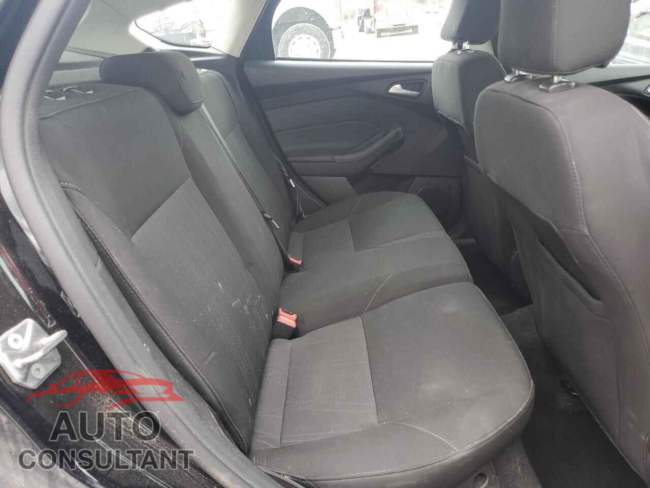 FORD FOCUS 2017 - 1FADP3M25HL340593
