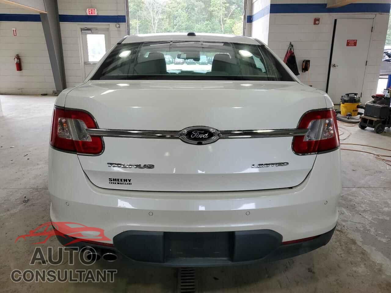 FORD TAURUS 2011 - 1FAHP2FW4BG133009