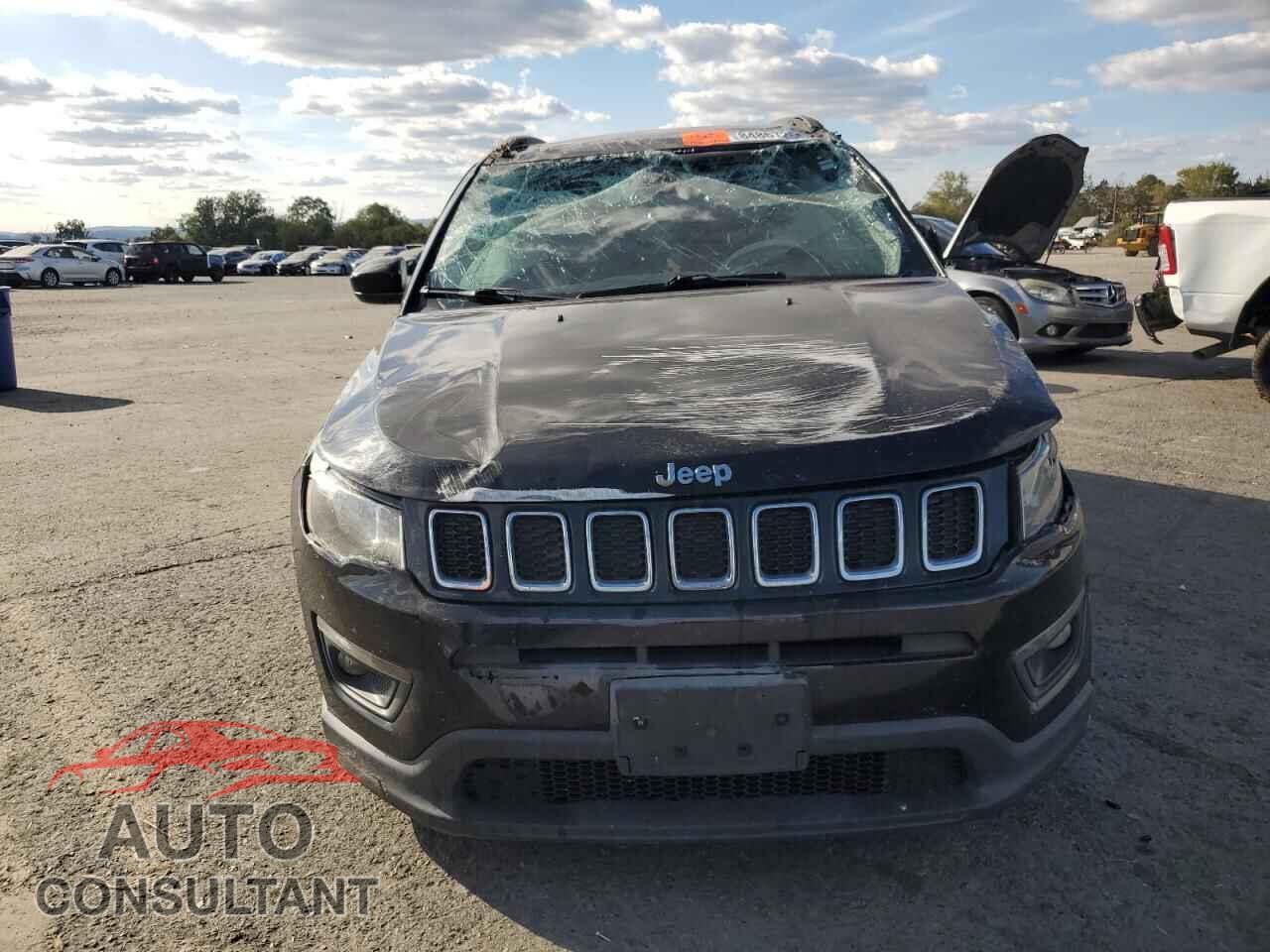 JEEP COMPASS 2017 - 3C4NJDBB2HT666025
