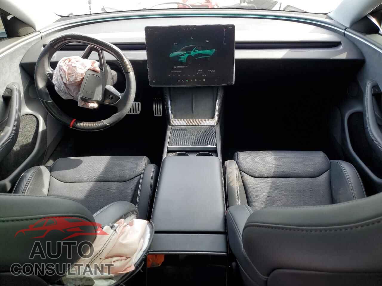 TESLA MODEL 3 2024 - 5YJ3E1ETXRF796195