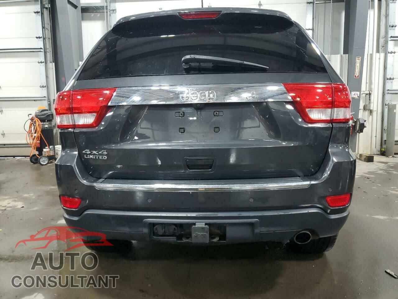 JEEP GRAND CHER 2011 - 1J4RR5GG2BC612614