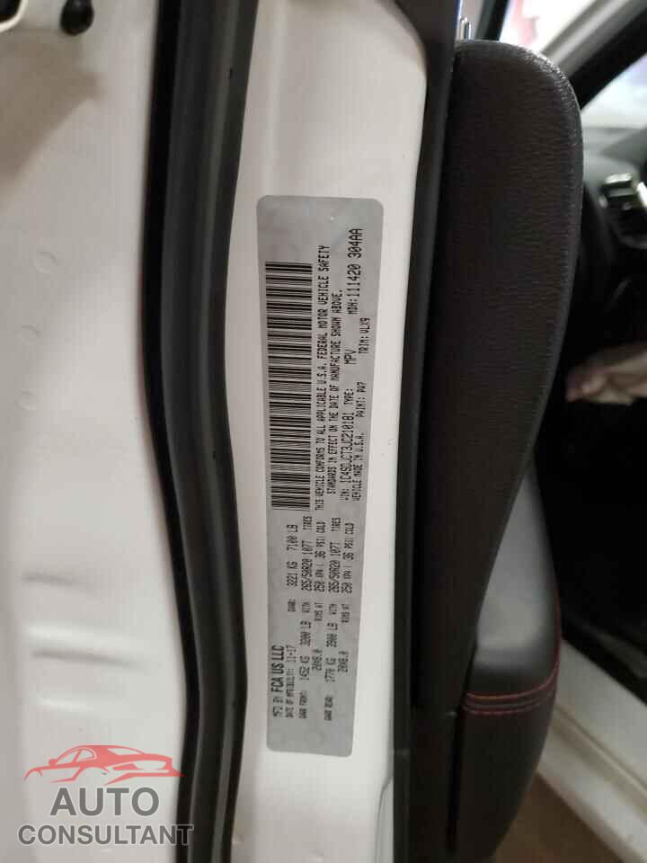DODGE DURANGO 2018 - 1C4SDJCT3JC210181