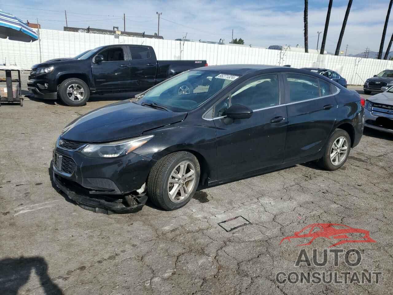 CHEVROLET CRUZE 2018 - 1G1BE5SM4J7199708