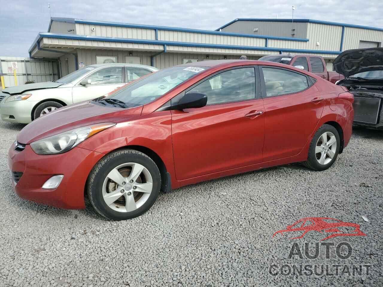 HYUNDAI ELANTRA 2013 - KMHDH4AE4DU802556
