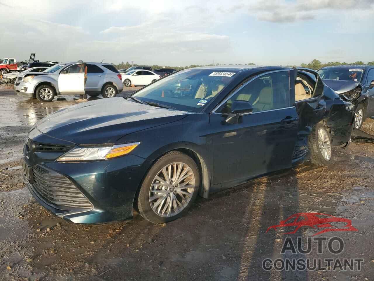 TOYOTA CAMRY 2020 - 4T1F11AK3LU987604