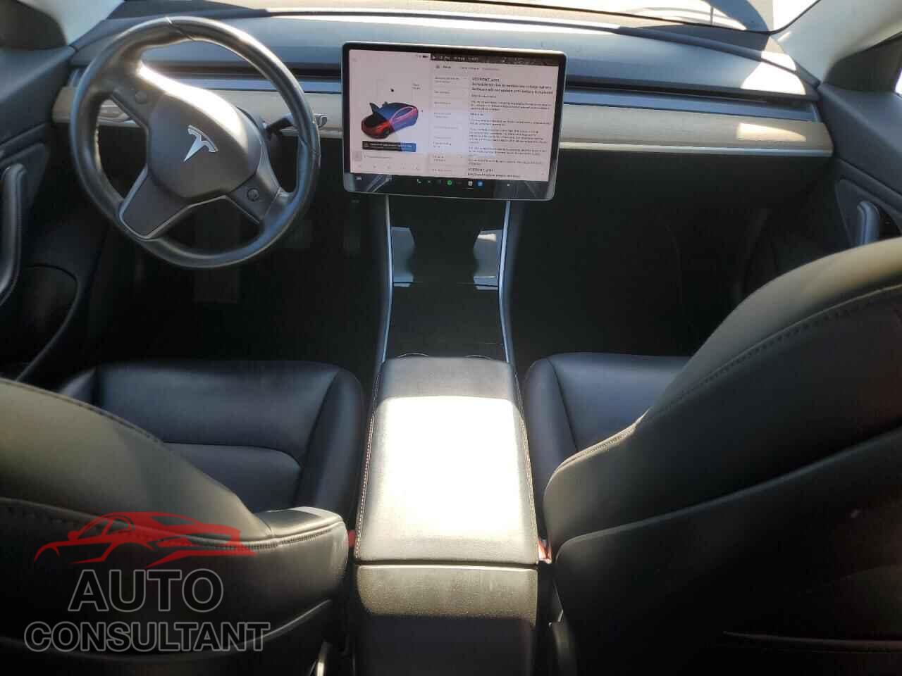 TESLA MODEL 3 2018 - 5YJ3E1EA9JF021731