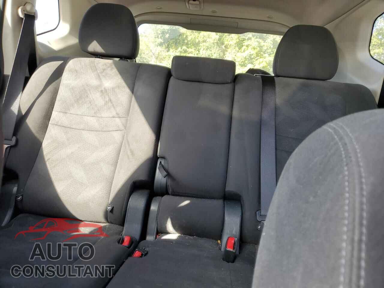 NISSAN ROGUE 2016 - KNMAT2MV9GP619338