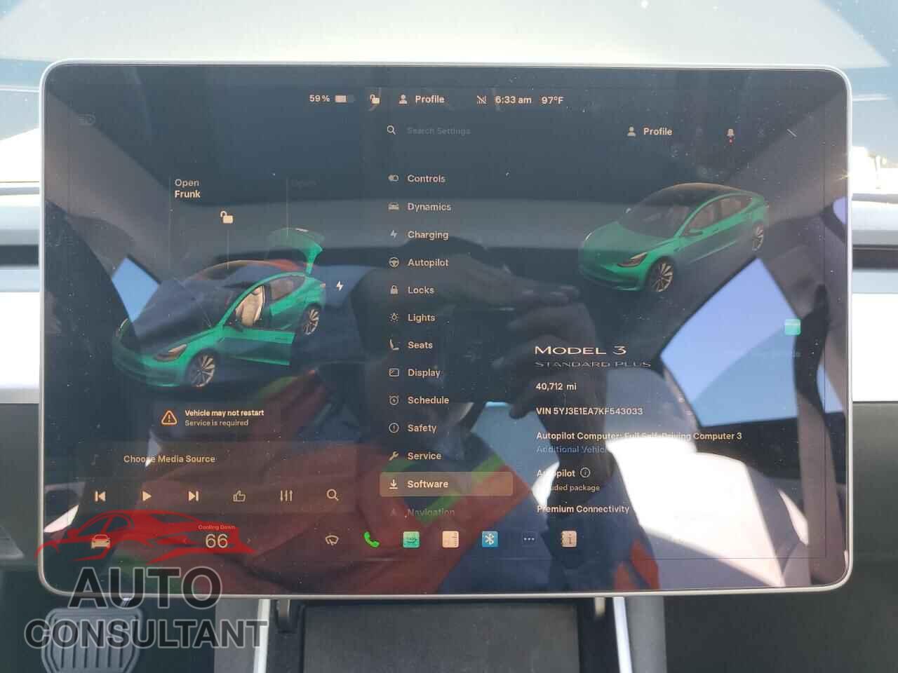 TESLA MODEL 3 2019 - 5YJ3E1EA7KF543033