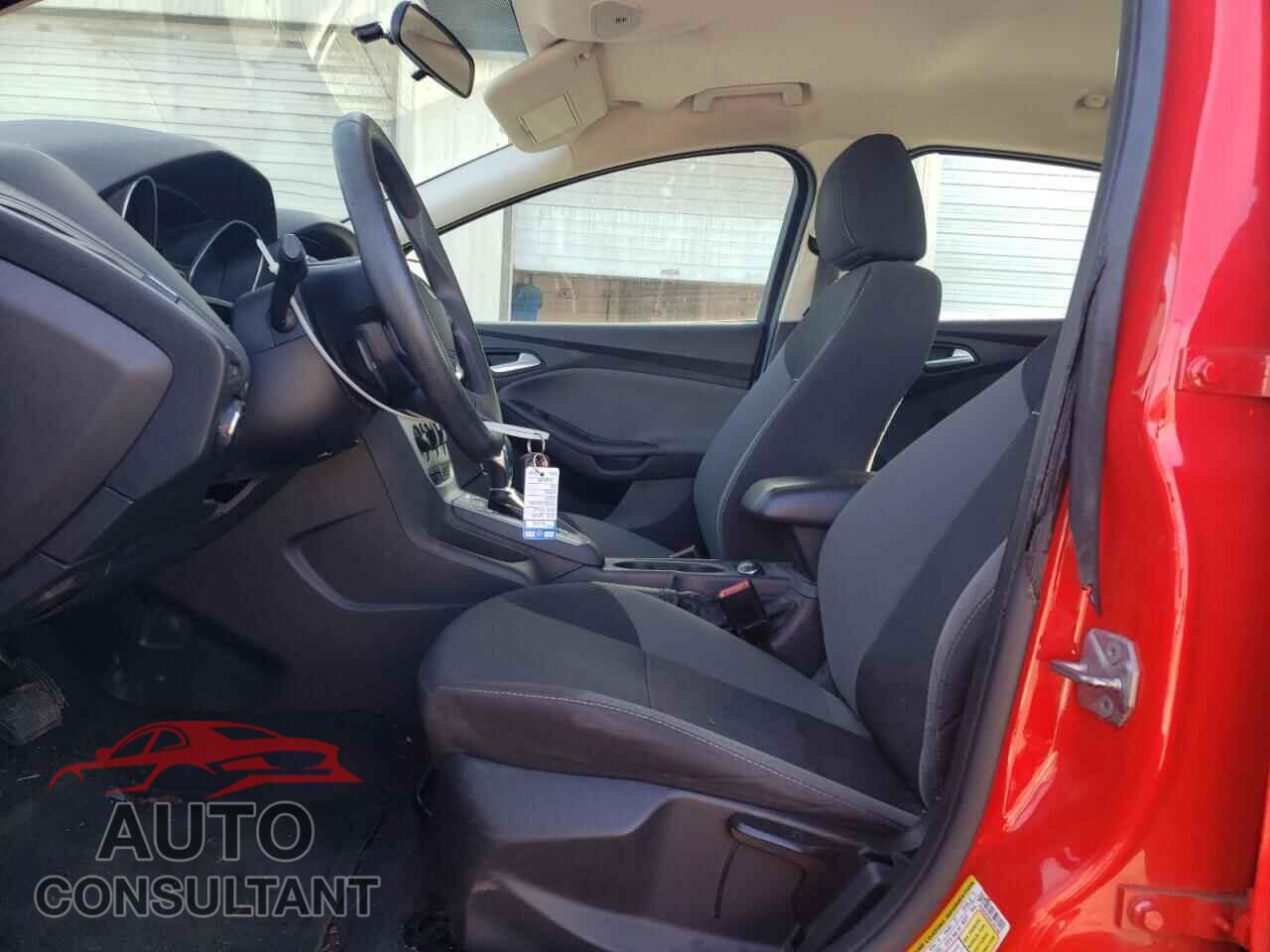 FORD FOCUS 2013 - 1FADP3F25DL354100