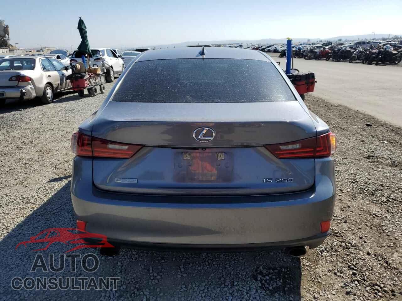 LEXUS IS 2015 - JTHBF1D21F5044382