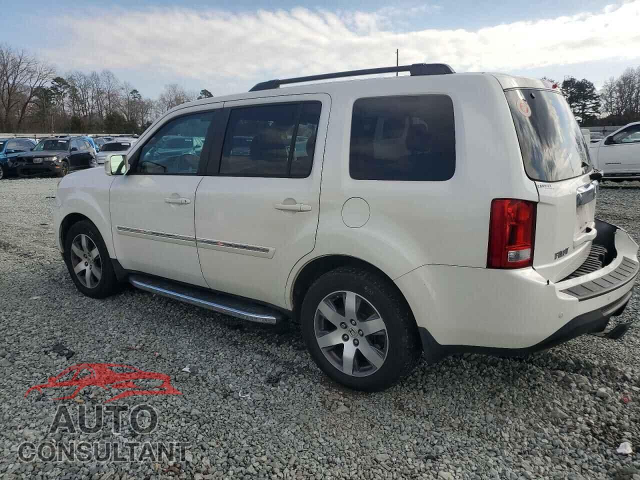 HONDA PILOT 2013 - 5FNYF4H94DB068417