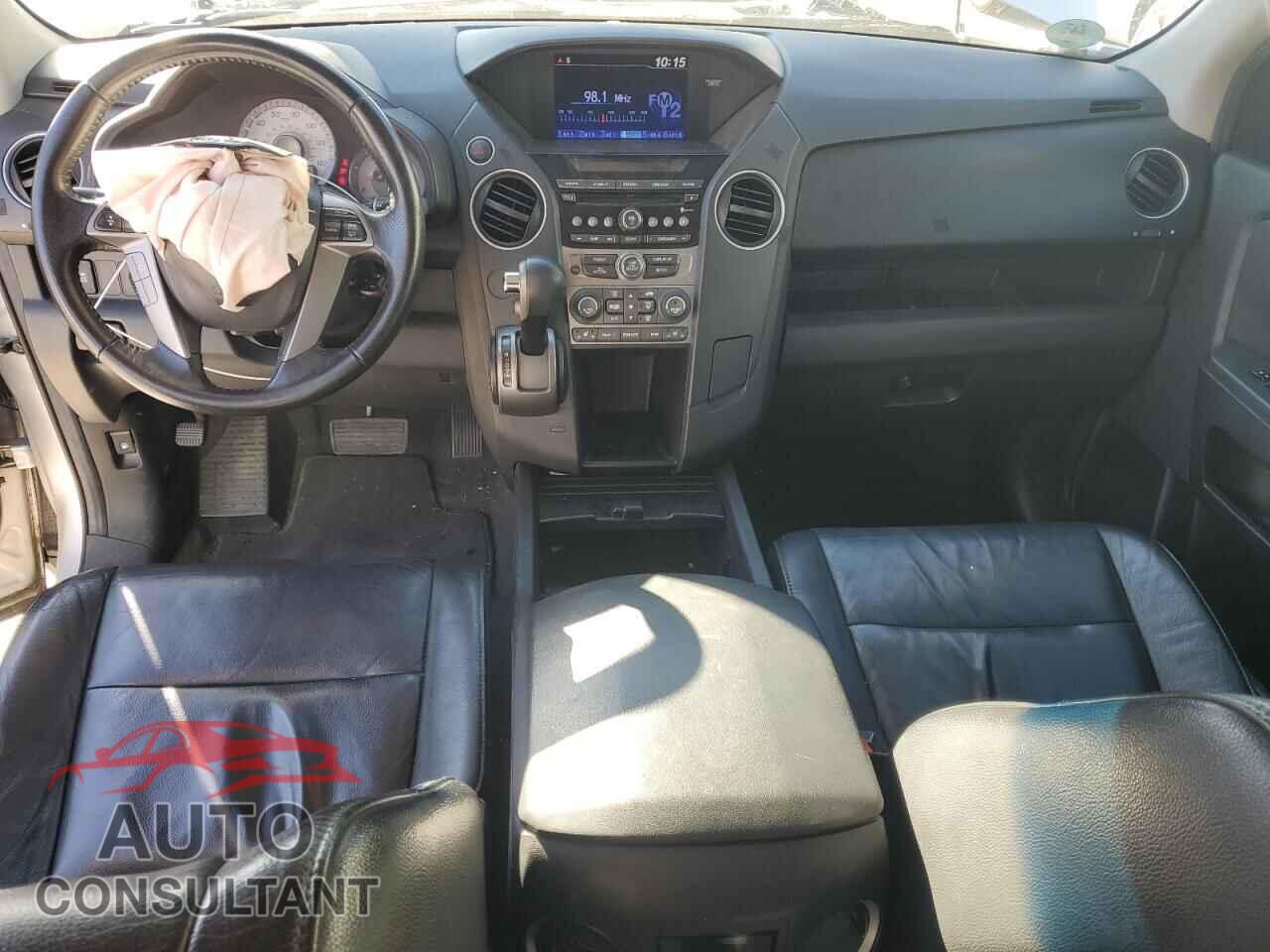 HONDA PILOT 2012 - 5FNYF3H5XCB013203