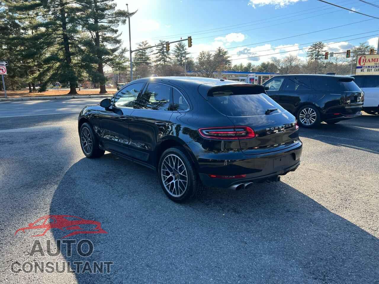 PORSCHE MACAN 2017 - WP1AB2A55HLB11043