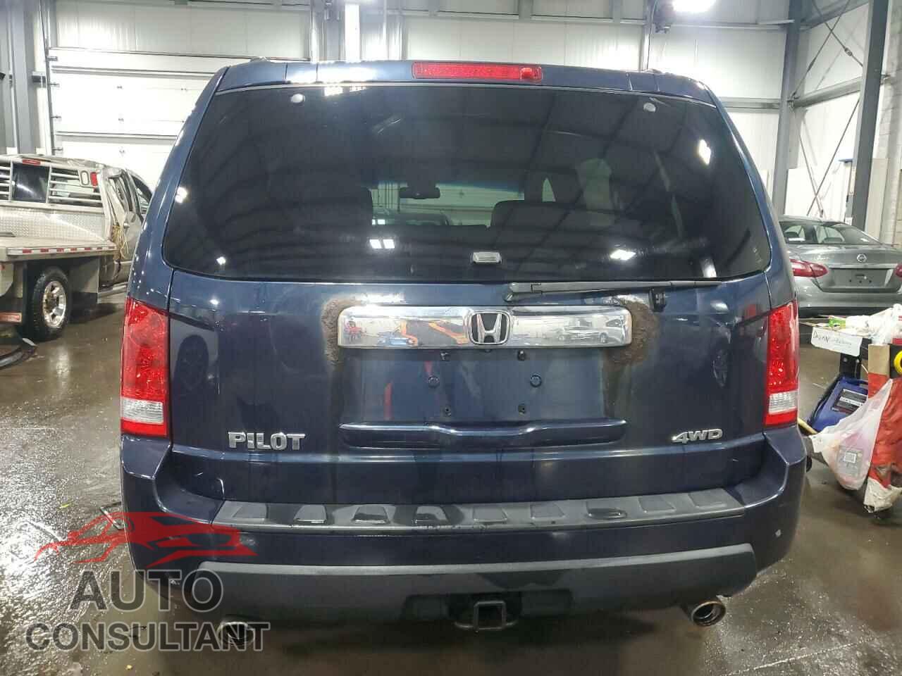 HONDA PILOT 2011 - 5FNYF4H51BB068224