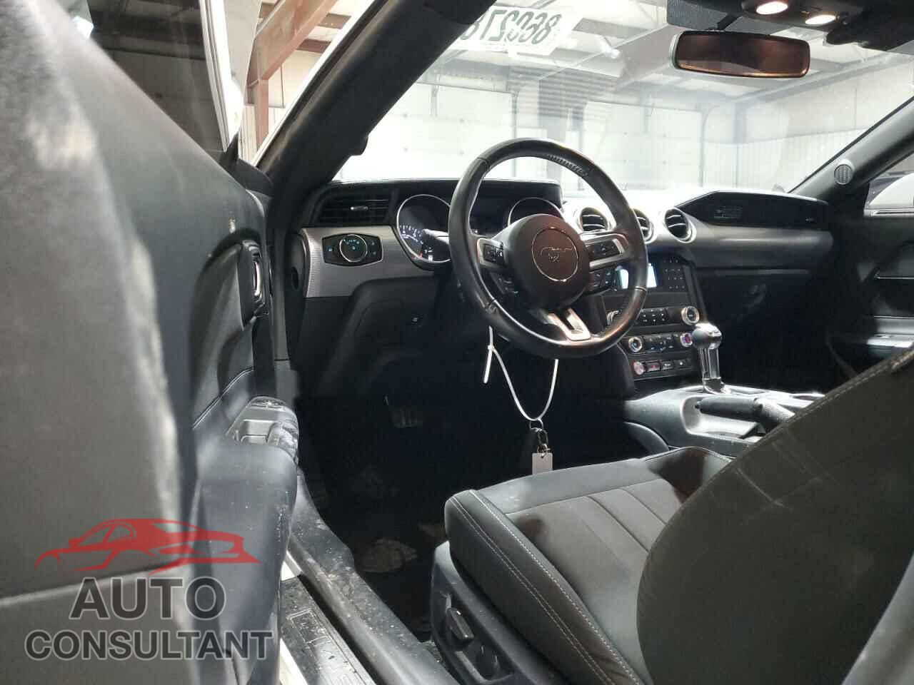 FORD MUSTANG 2020 - 1FA6P8CF0L5149803