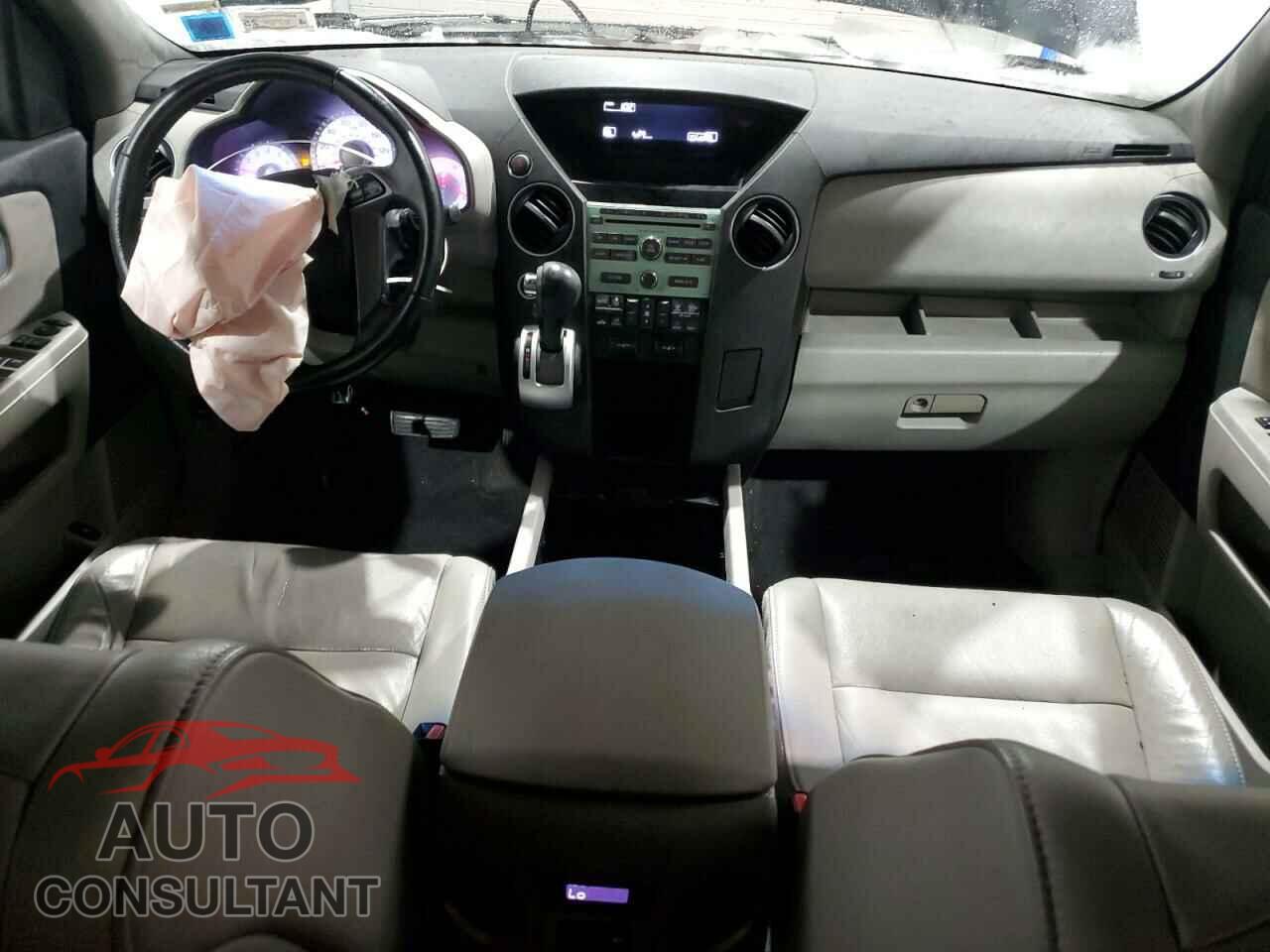 HONDA PILOT 2011 - 5FNYF4H58BB073534