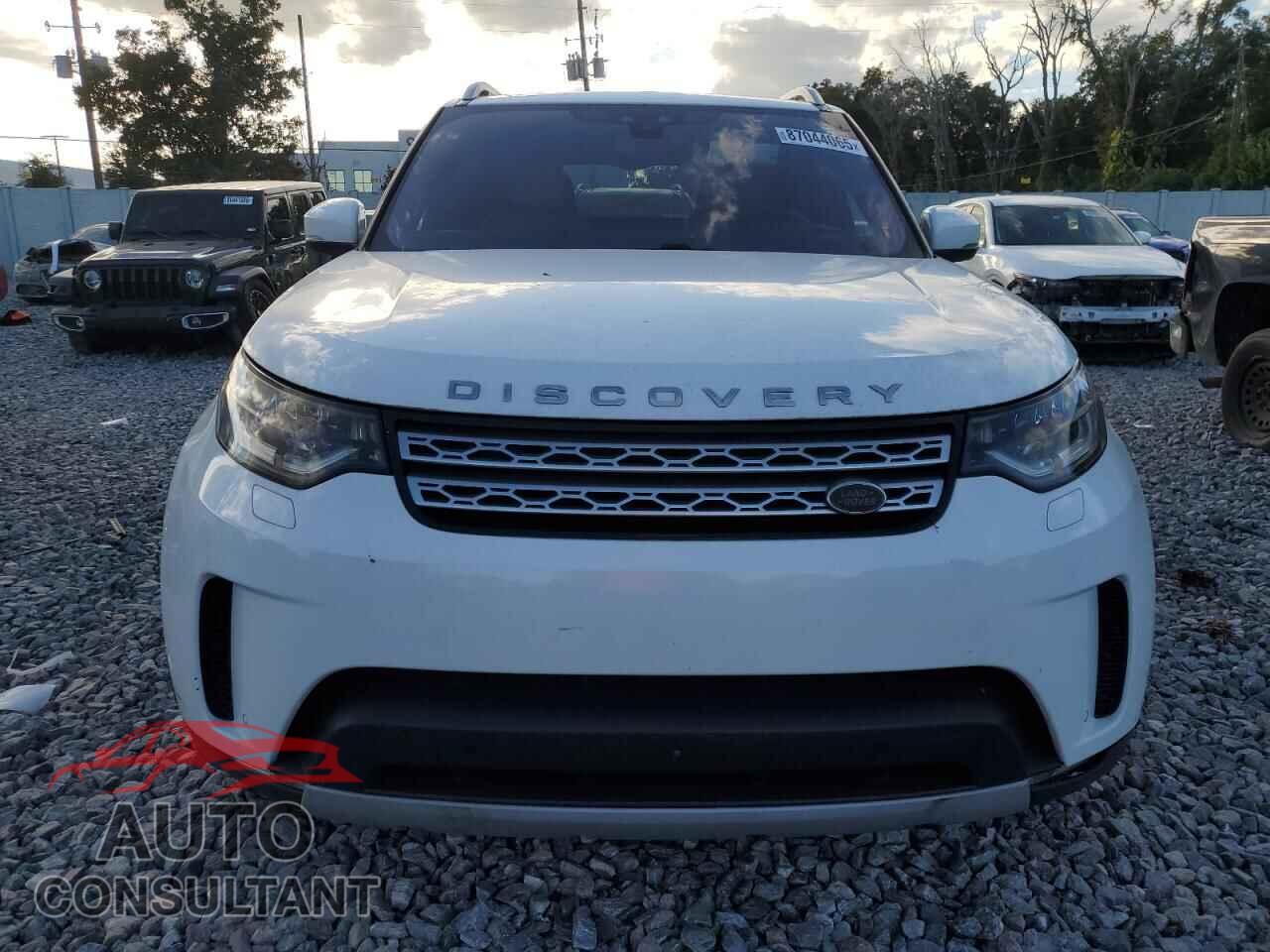 LAND ROVER DISCOVERY 2017 - SALRHBBV1HA045421