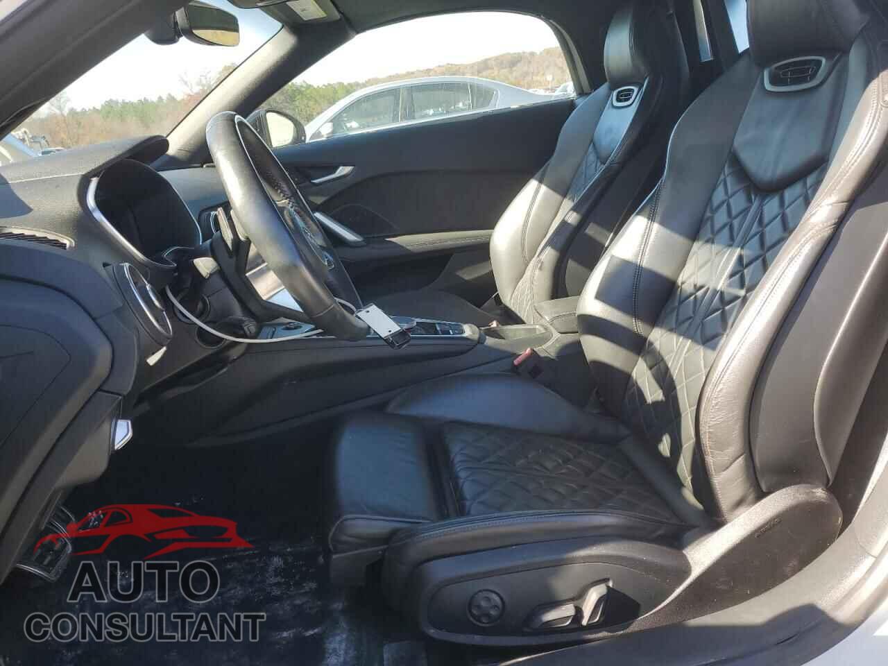 AUDI TT 2017 - TRUT5CFV4H1010786