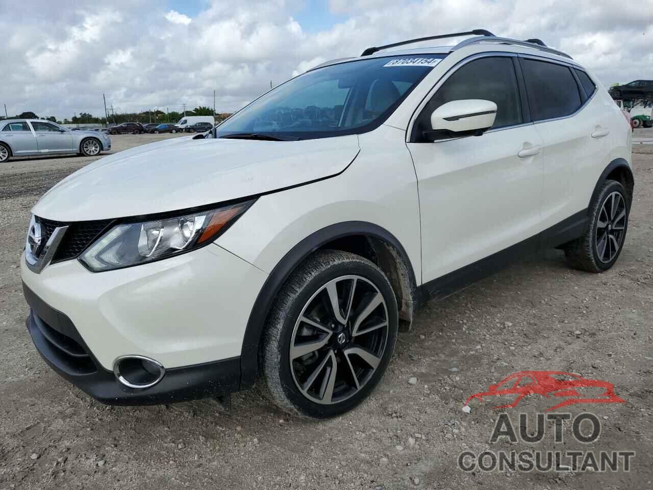 NISSAN ROGUE 2018 - JN1BJ1CP7JW101350