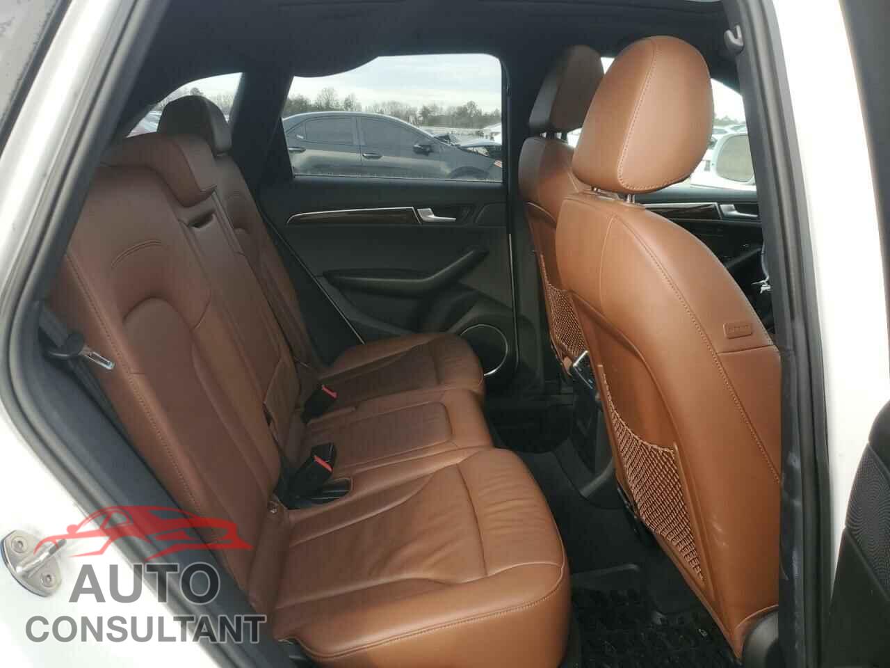 AUDI Q5 2011 - WA1DKAFP5BA013341