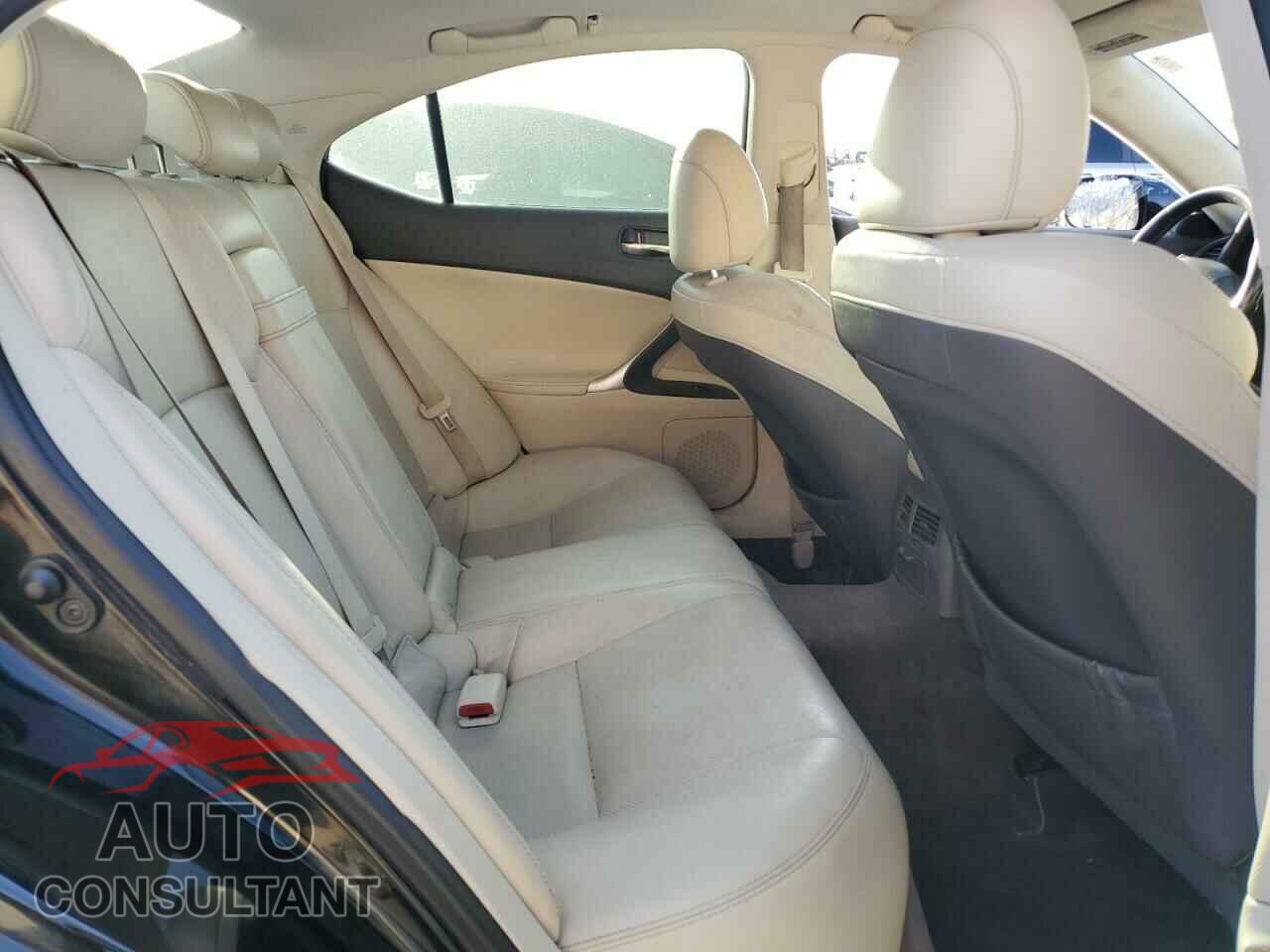 LEXUS IS 2010 - JTHBF5C23A5122825