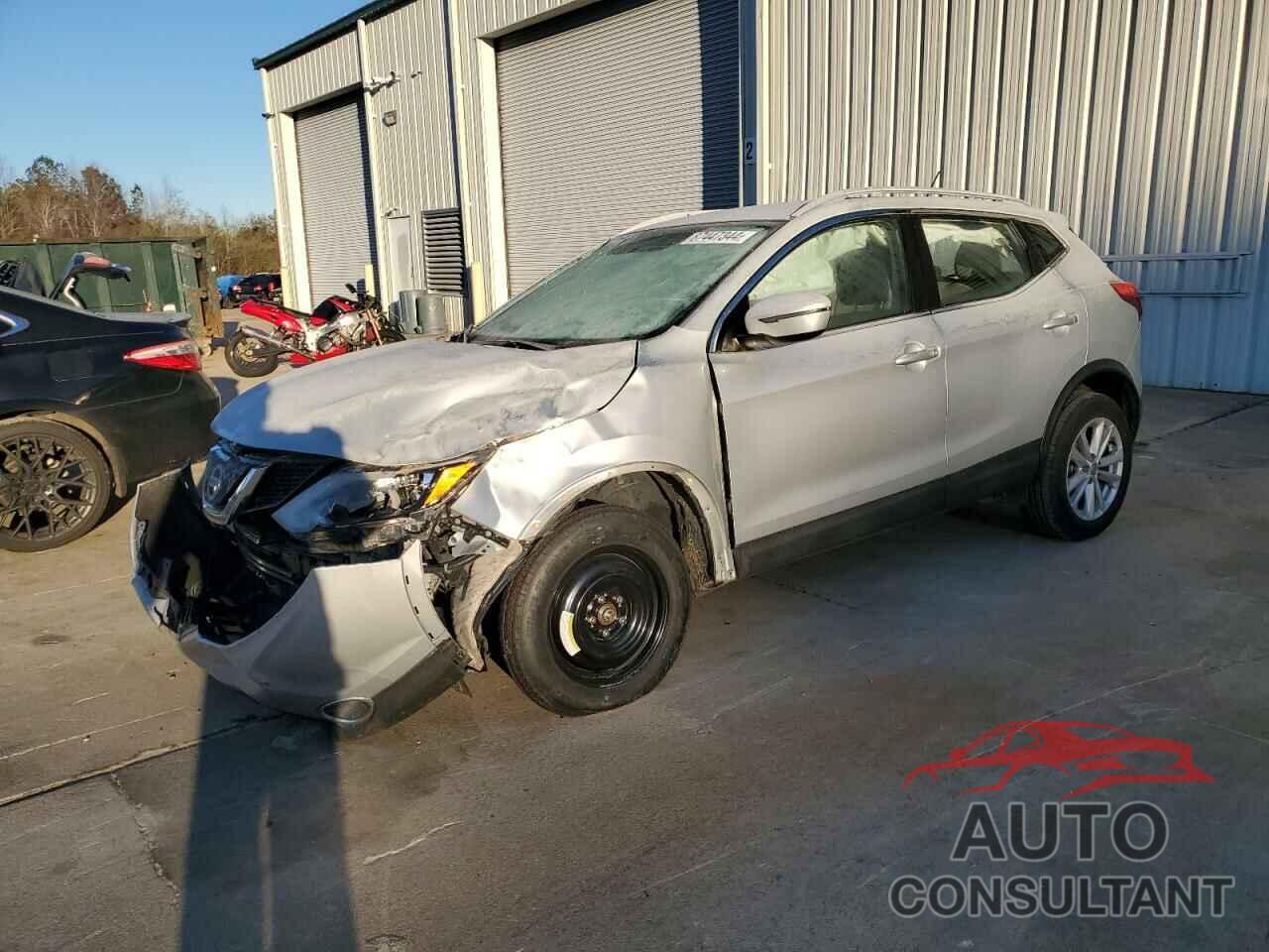 NISSAN ROGUE 2018 - JN1BJ1CR8JW284551
