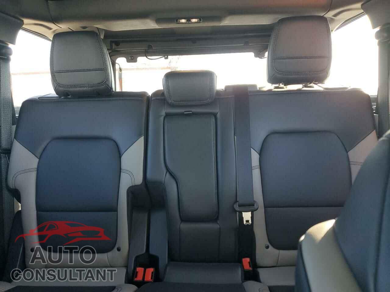 FORD BRONCO 2023 - 1FMEE5DP5PLA96000