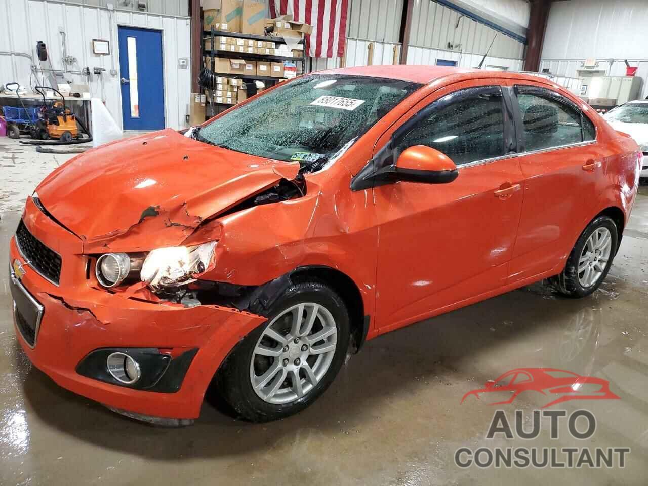 CHEVROLET SONIC 2013 - 1G1JC5SG0D4157733