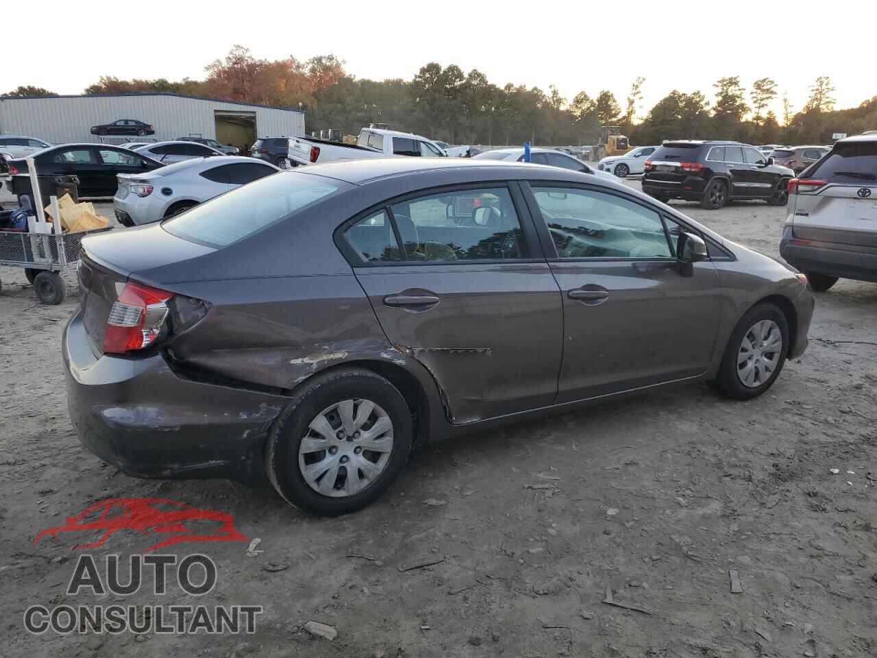 HONDA CIVIC 2012 - 2HGFB2F52CH596376