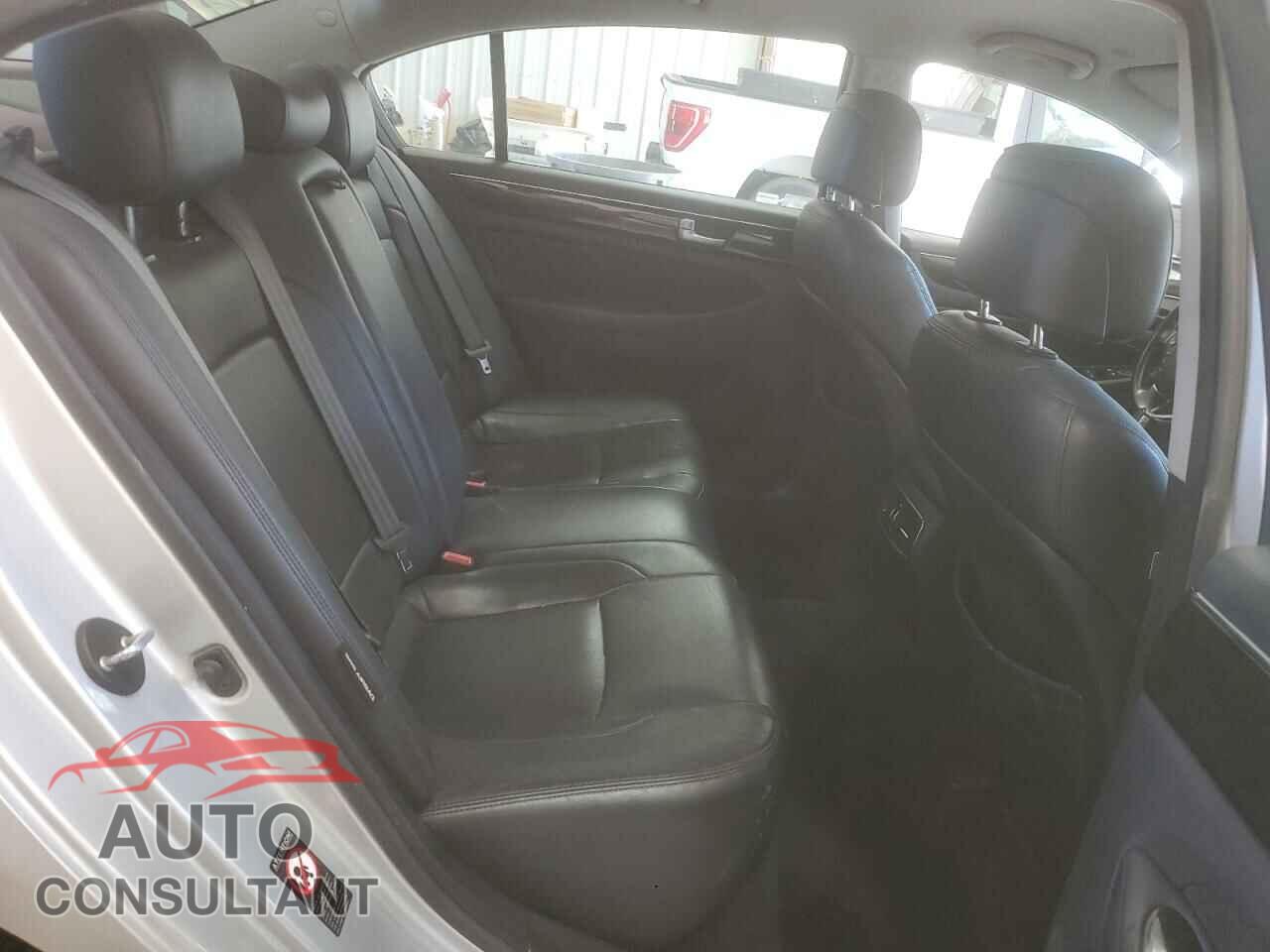 HYUNDAI GENESIS 2013 - KMHGC4DD1DU227525