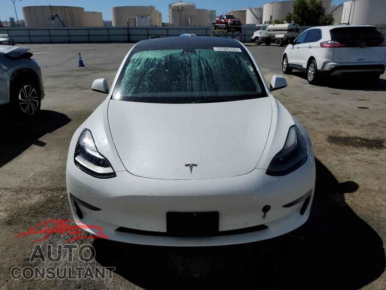 TESLA MODEL 3 2022 - 5YJ3E1EA9NF304717