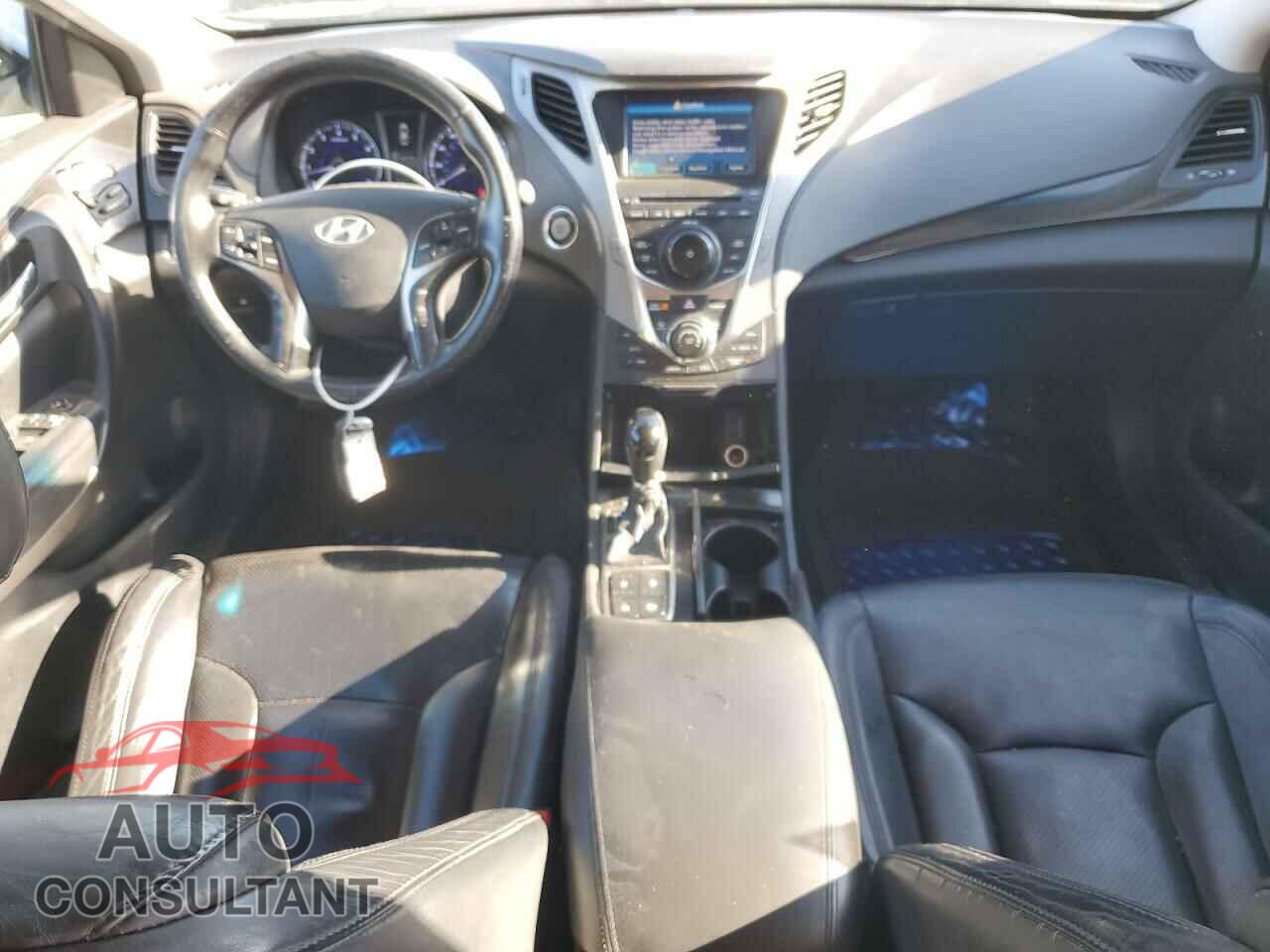 HONDA CIVIC 2019 - 2HGFC2F66KH526271