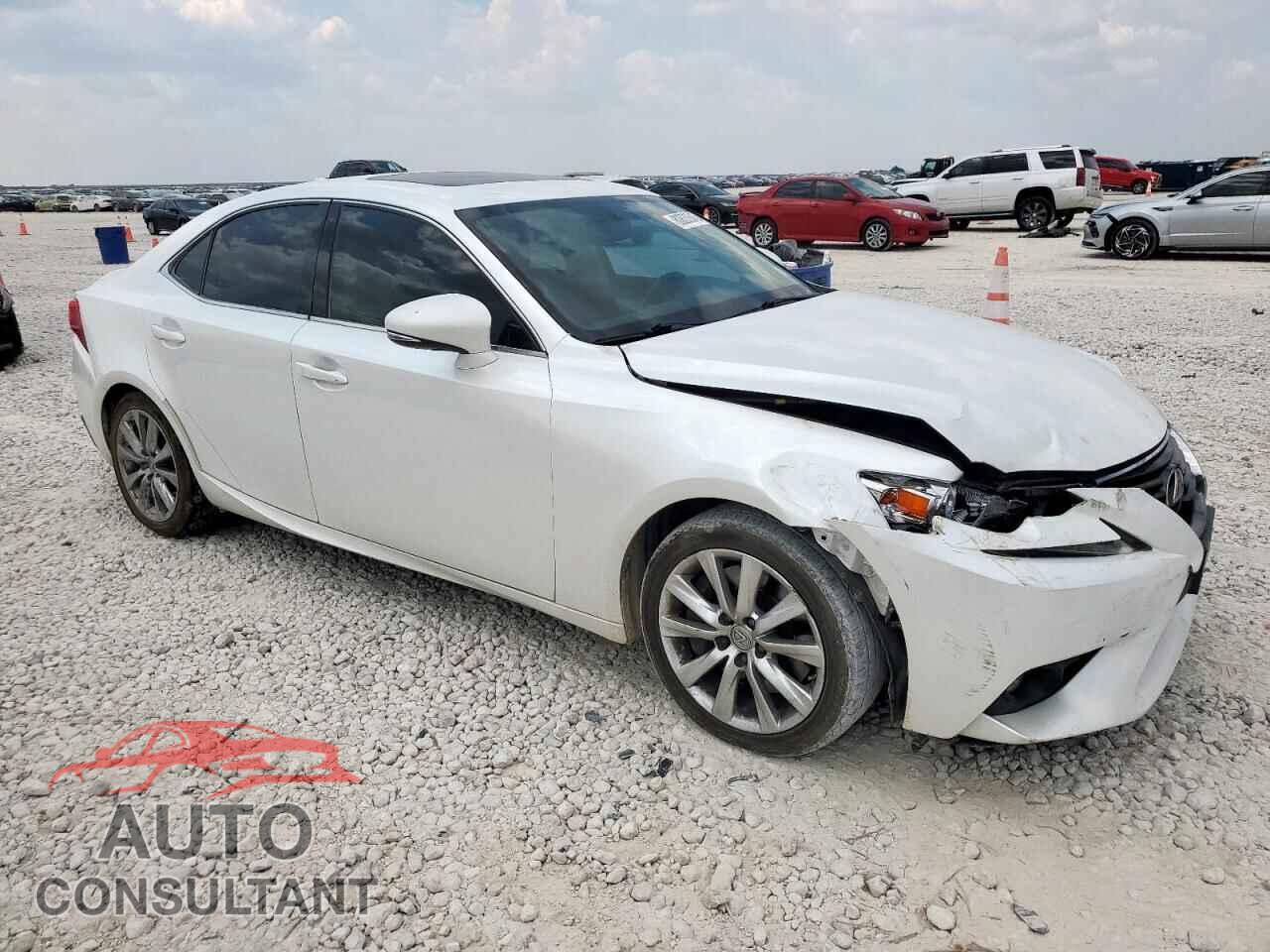 LEXUS IS 2016 - JTHBA1D24G5005589