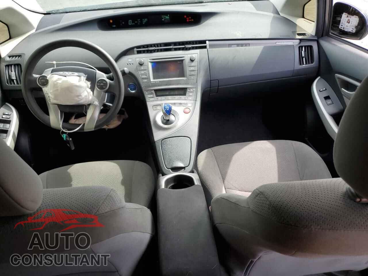 TOYOTA PRIUS 2012 - JTDKN3DP8C3013214