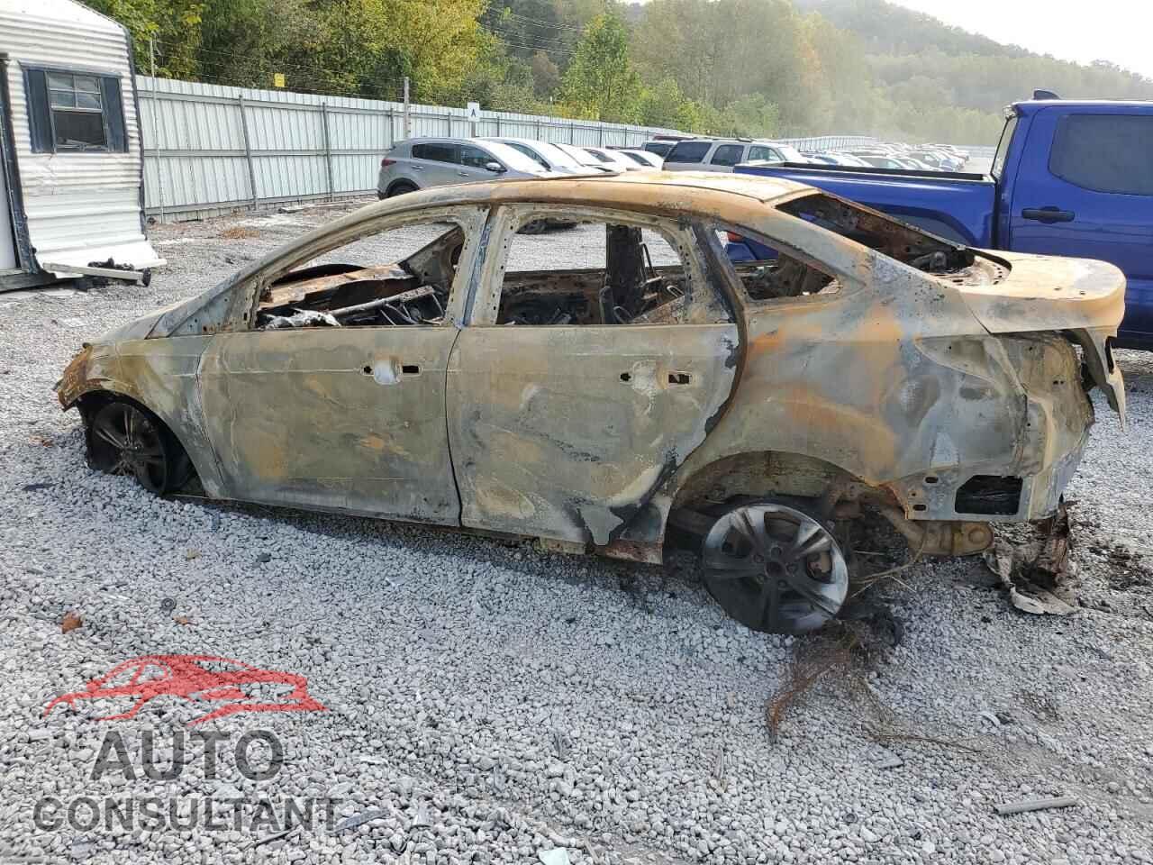 FORD FOCUS 2012 - 1FAHP3F22CL139158