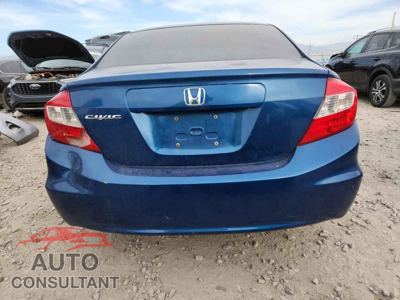 HONDA CIVIC 2012 - 2HGFB2F55CH537516