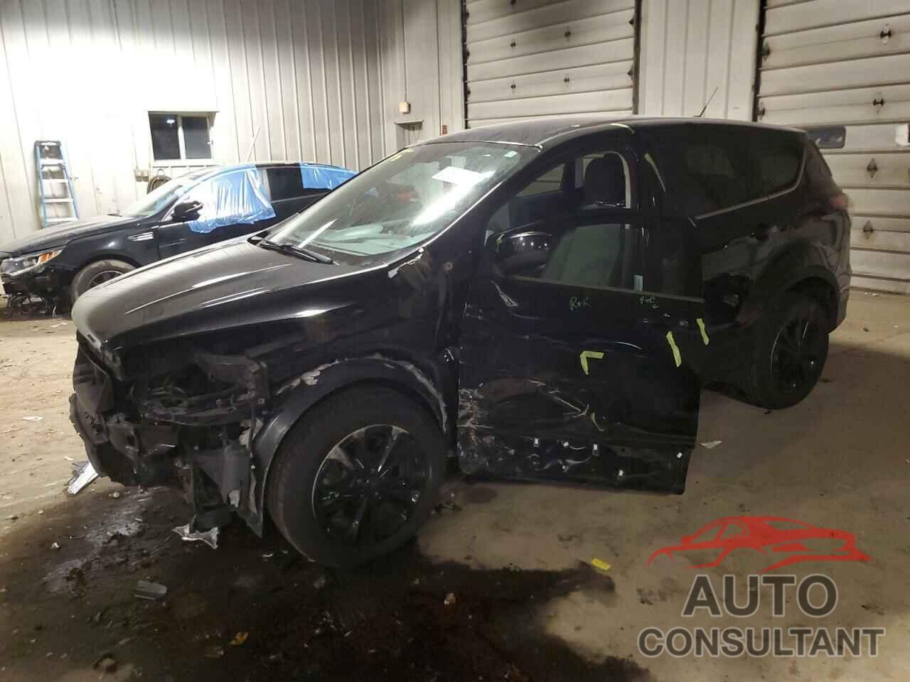 FORD ESCAPE 2017 - 1FMCU9G90HUB16390