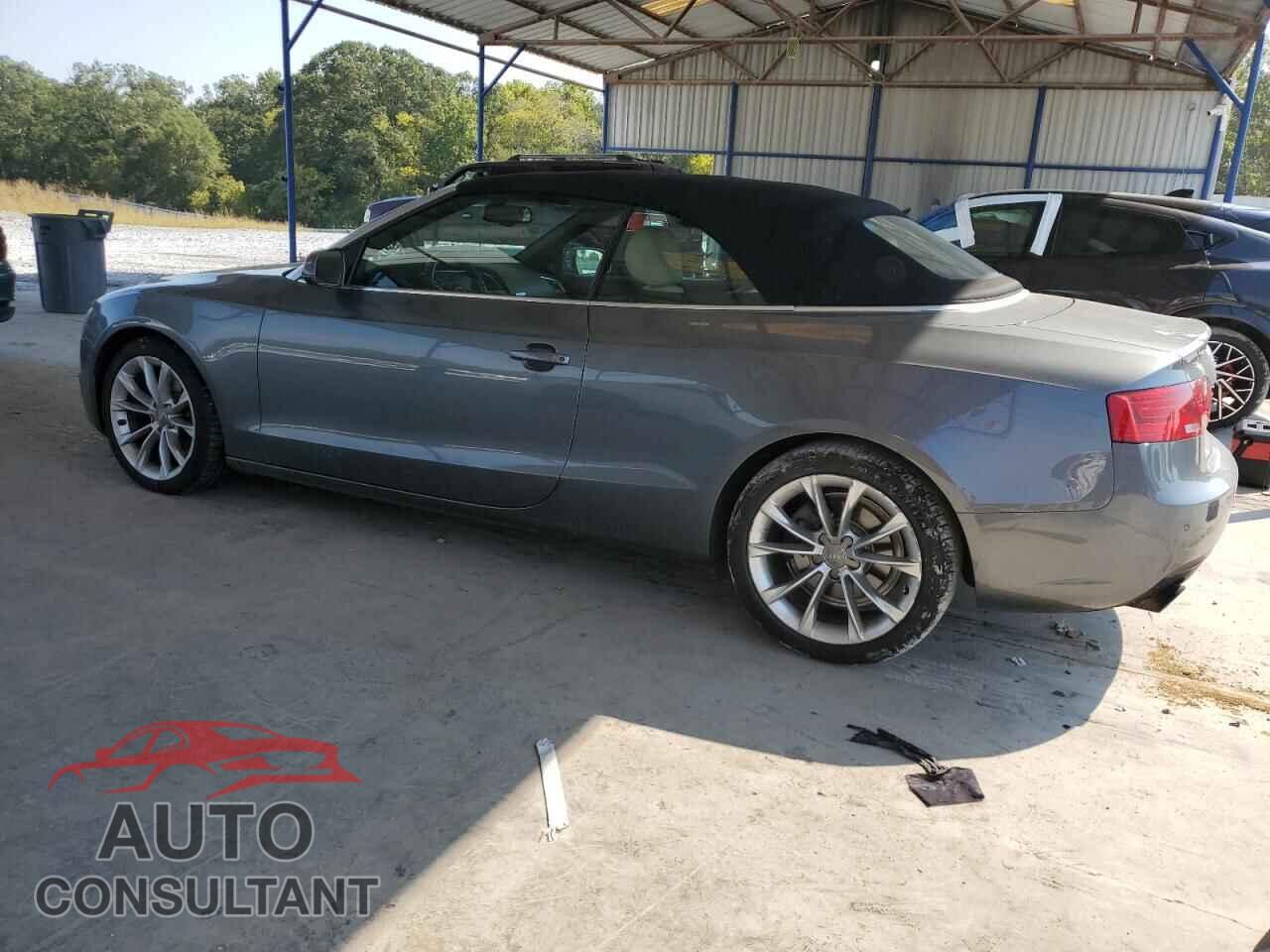 AUDI A5 2013 - WAULFAFH8DN000686