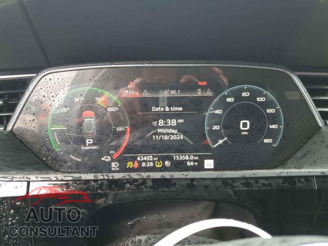 AUDI E-TRON 2019 - WA1VAAGE7KB024095