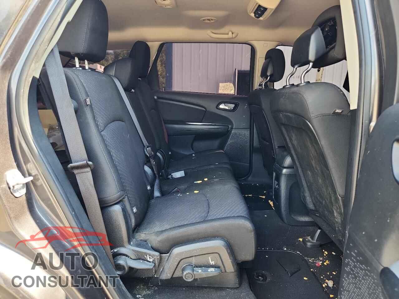 DODGE JOURNEY 2015 - 3C4PDCBB4FT655017