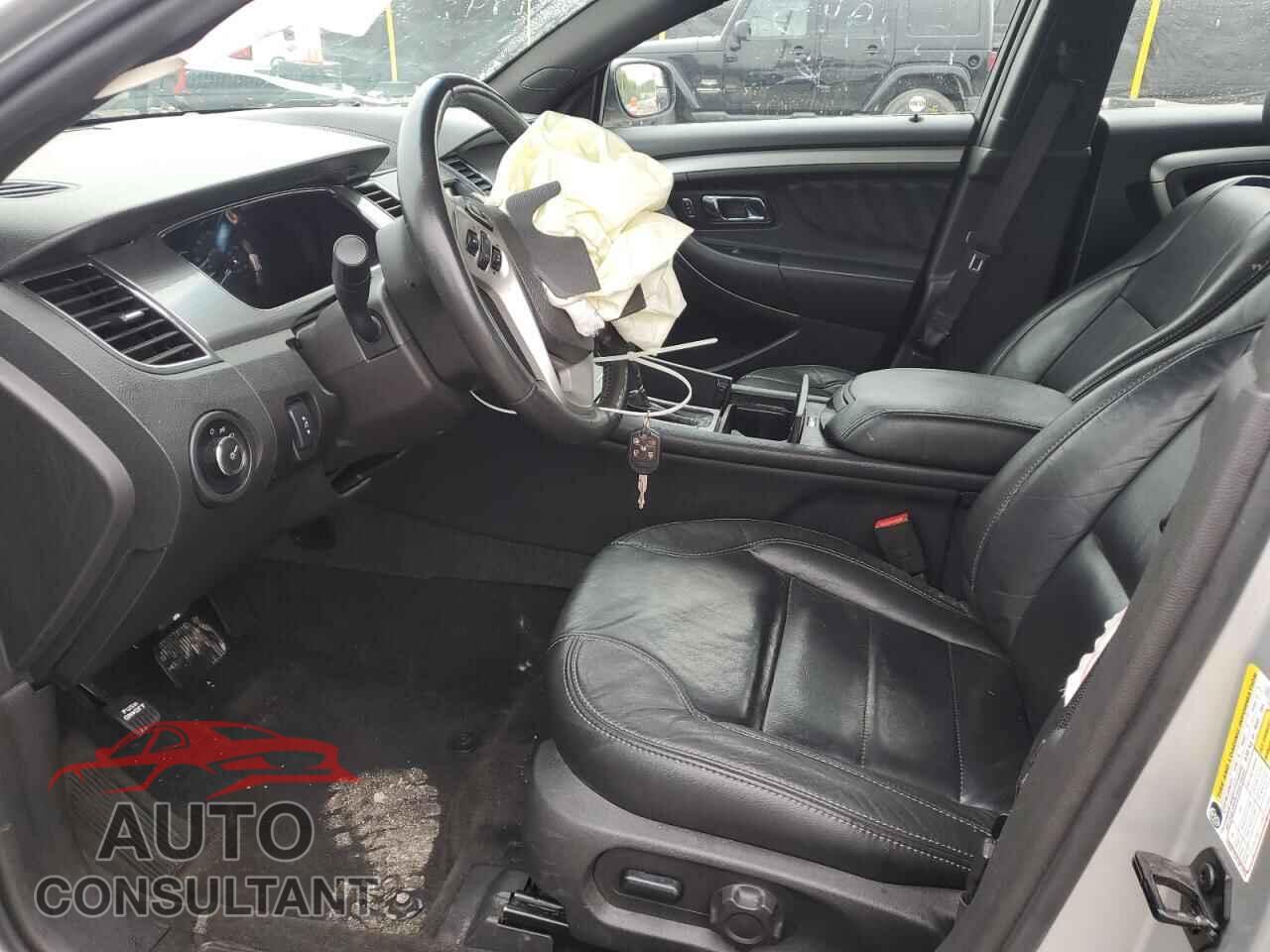 FORD TAURUS 2013 - 1FAHP2E81DG137945