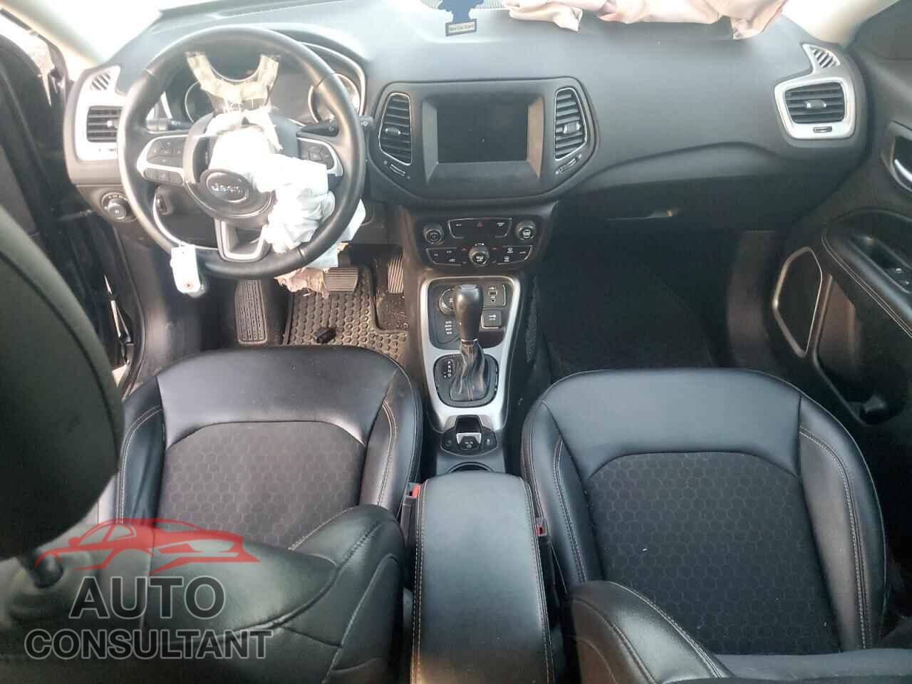 JEEP COMPASS 2019 - 3C4NJDBB5KT600642