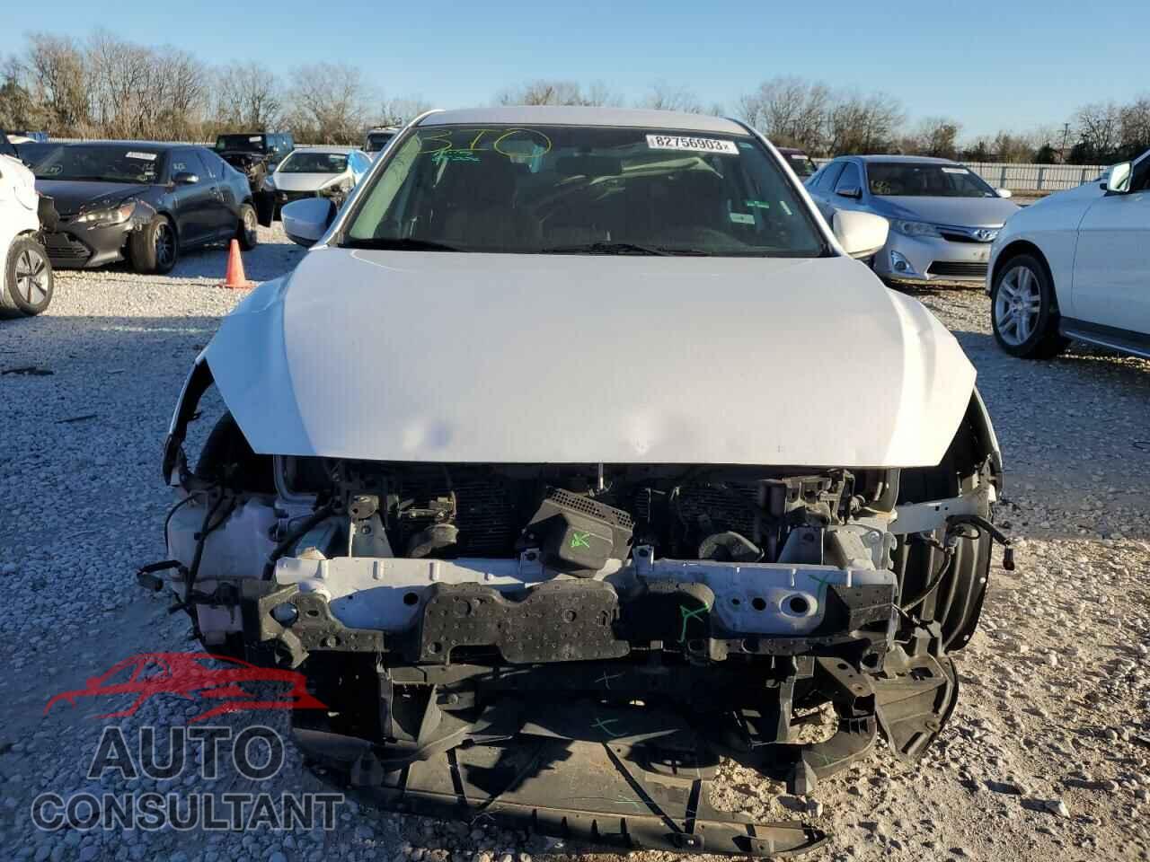 MAZDA 3 2017 - 3MZBN1U71HM116353