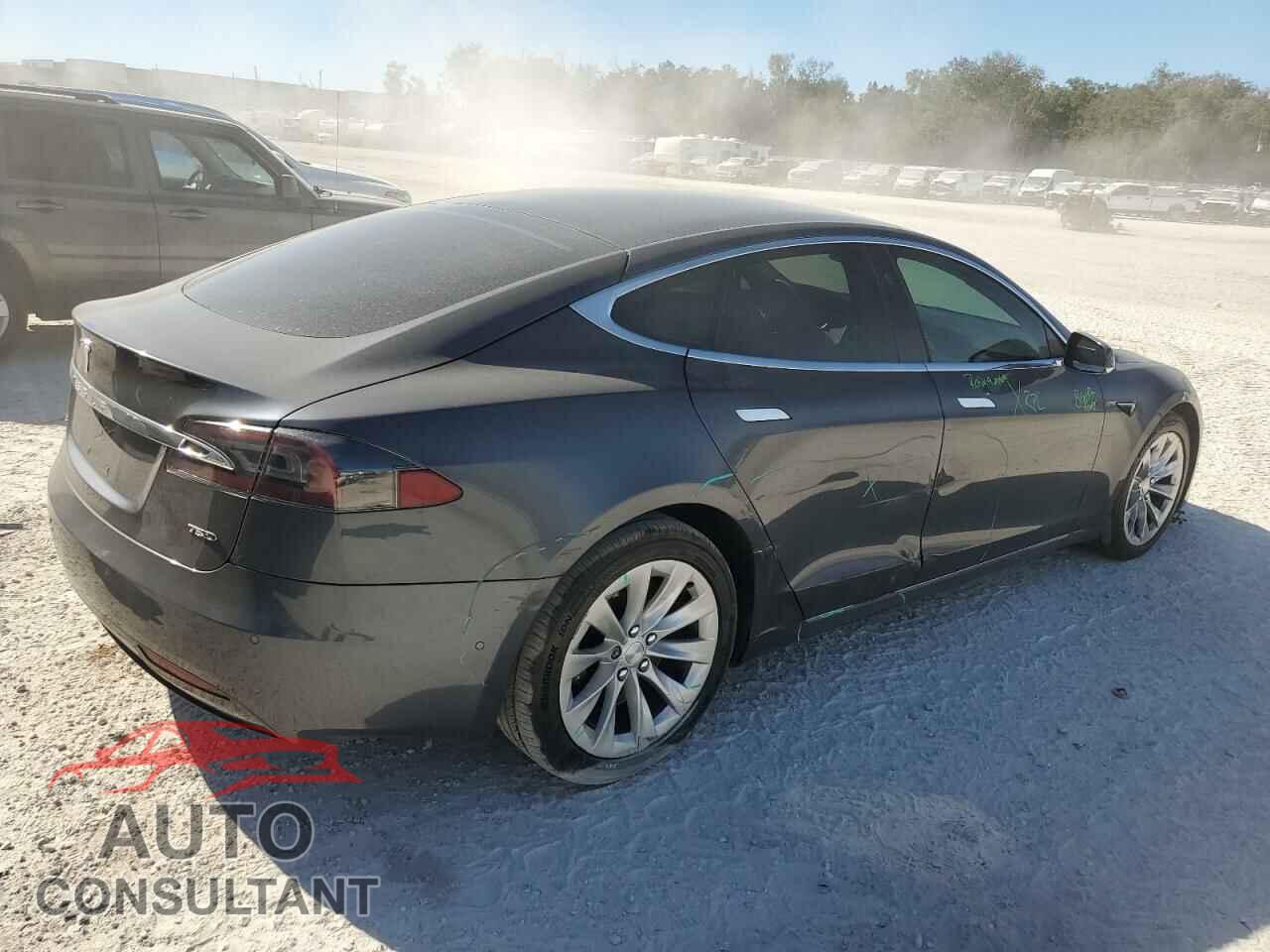 TESLA MODEL S 2017 - 5YJSA1E23HF226049