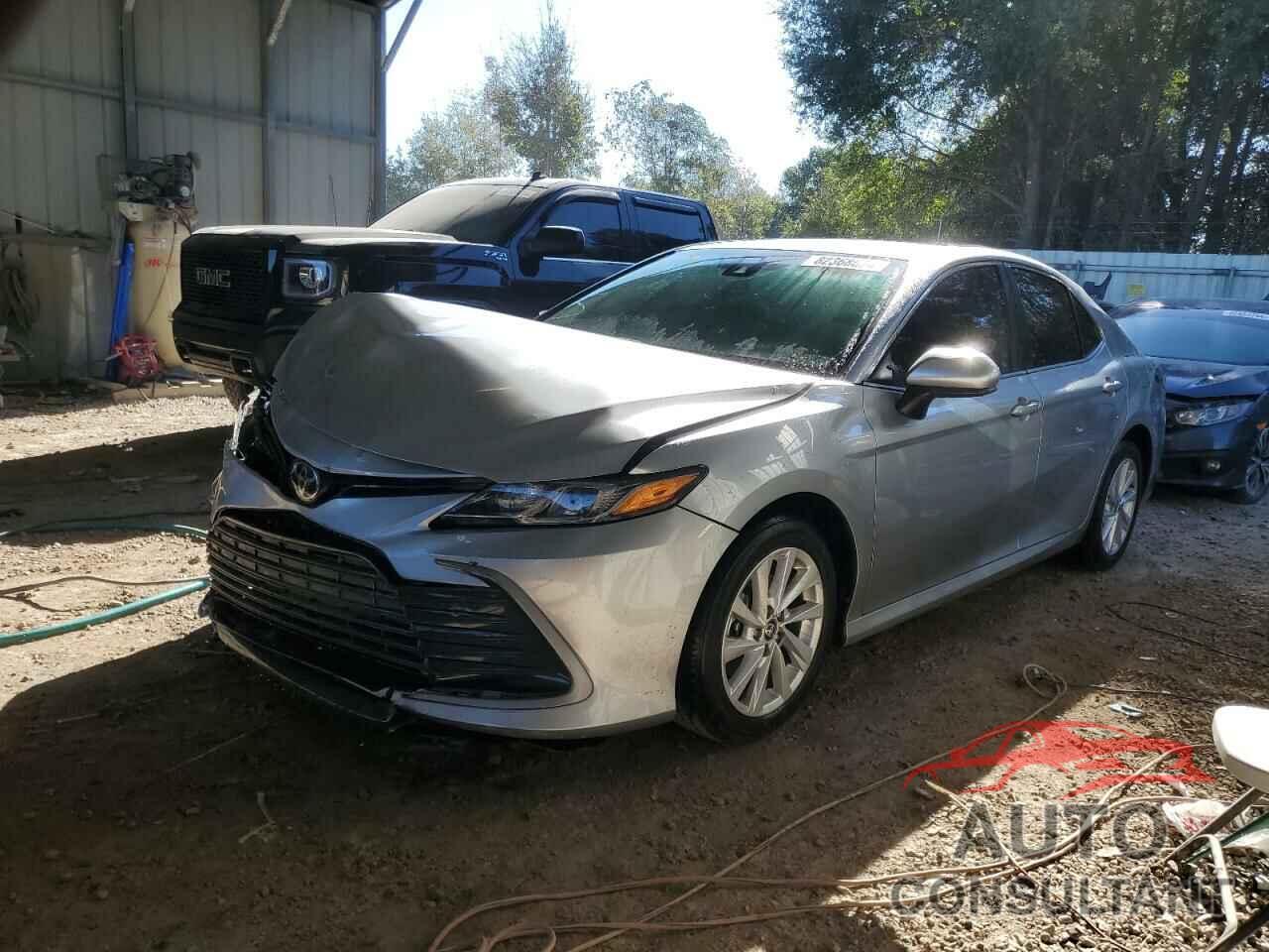 TOYOTA CAMRY 2024 - 4T1C11AK1RU866856