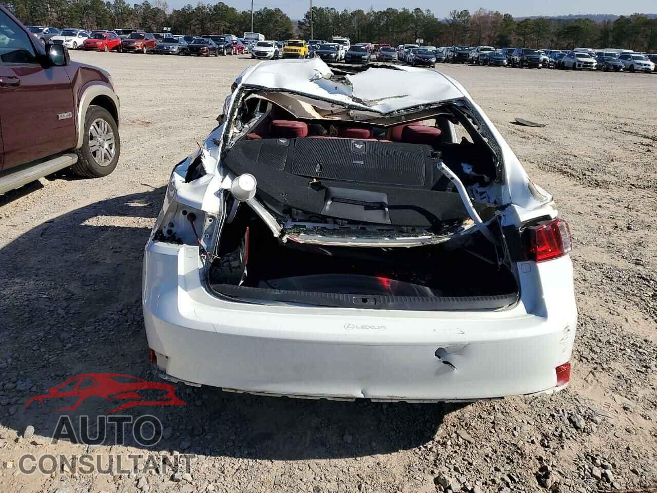 LEXUS IS 2014 - JTHBE1D23E5009618