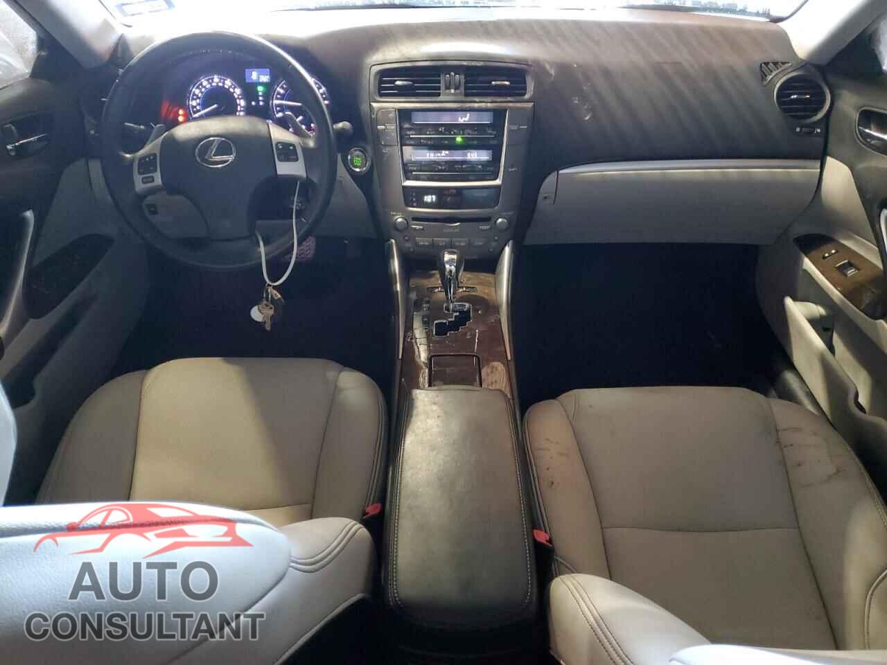 LEXUS IS 2012 - JTHBF5C26C5157202